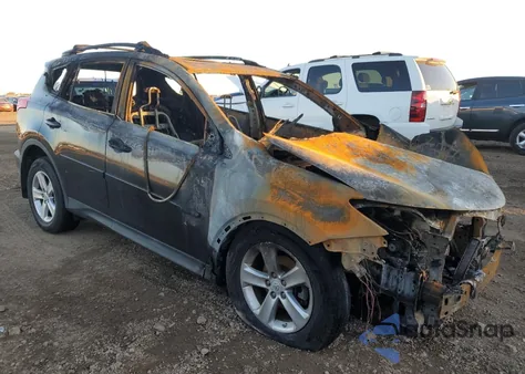 2013 Toyota Rav4 Xle z USA, uszkodzony, nr VIN 2T3RFREV0DW108439